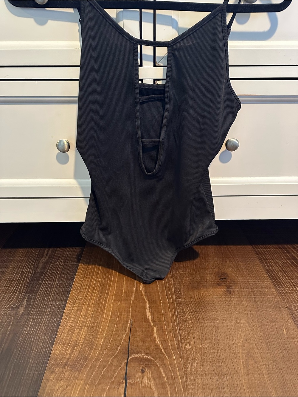 SHEIN Black Ribbed Strappy Cutout Bodysuit
